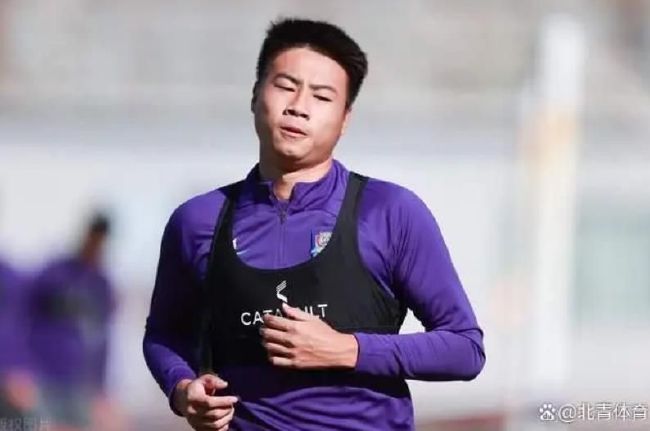 更有观众观影中不禁落泪，“心里有根弦，被拨动了”